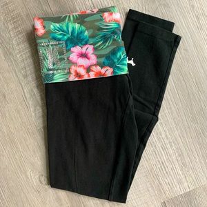 VS Pink Capri Leggings